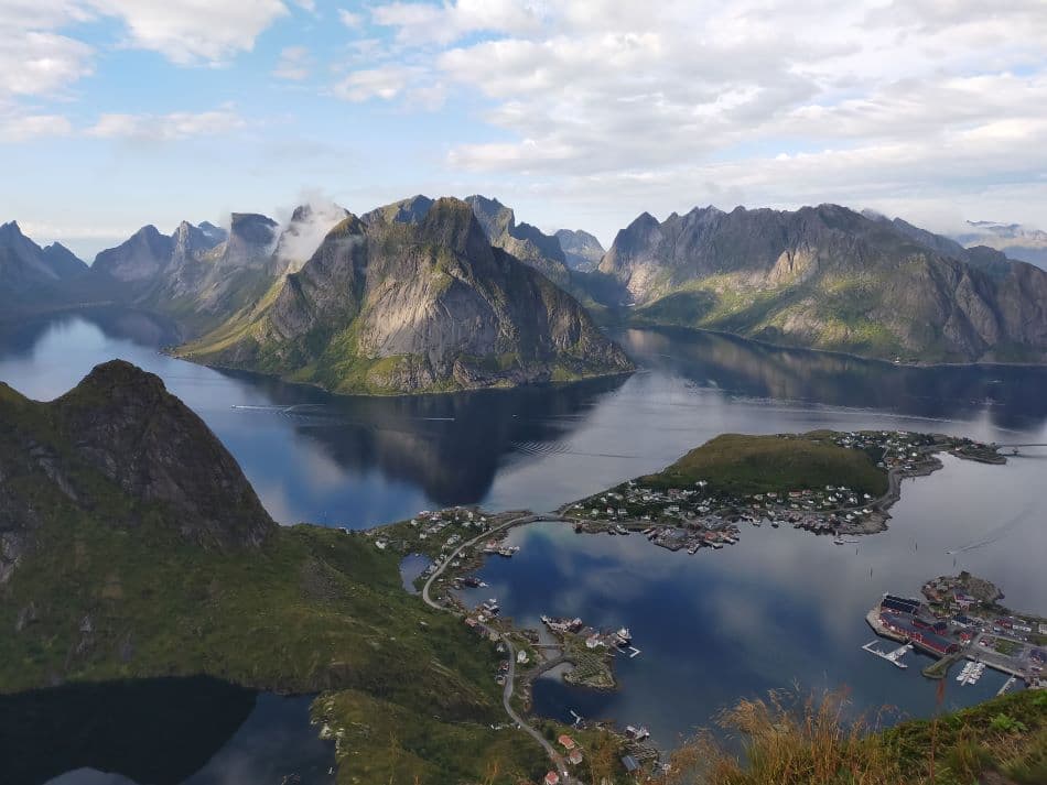 el sendero de Reinebringen lofoten